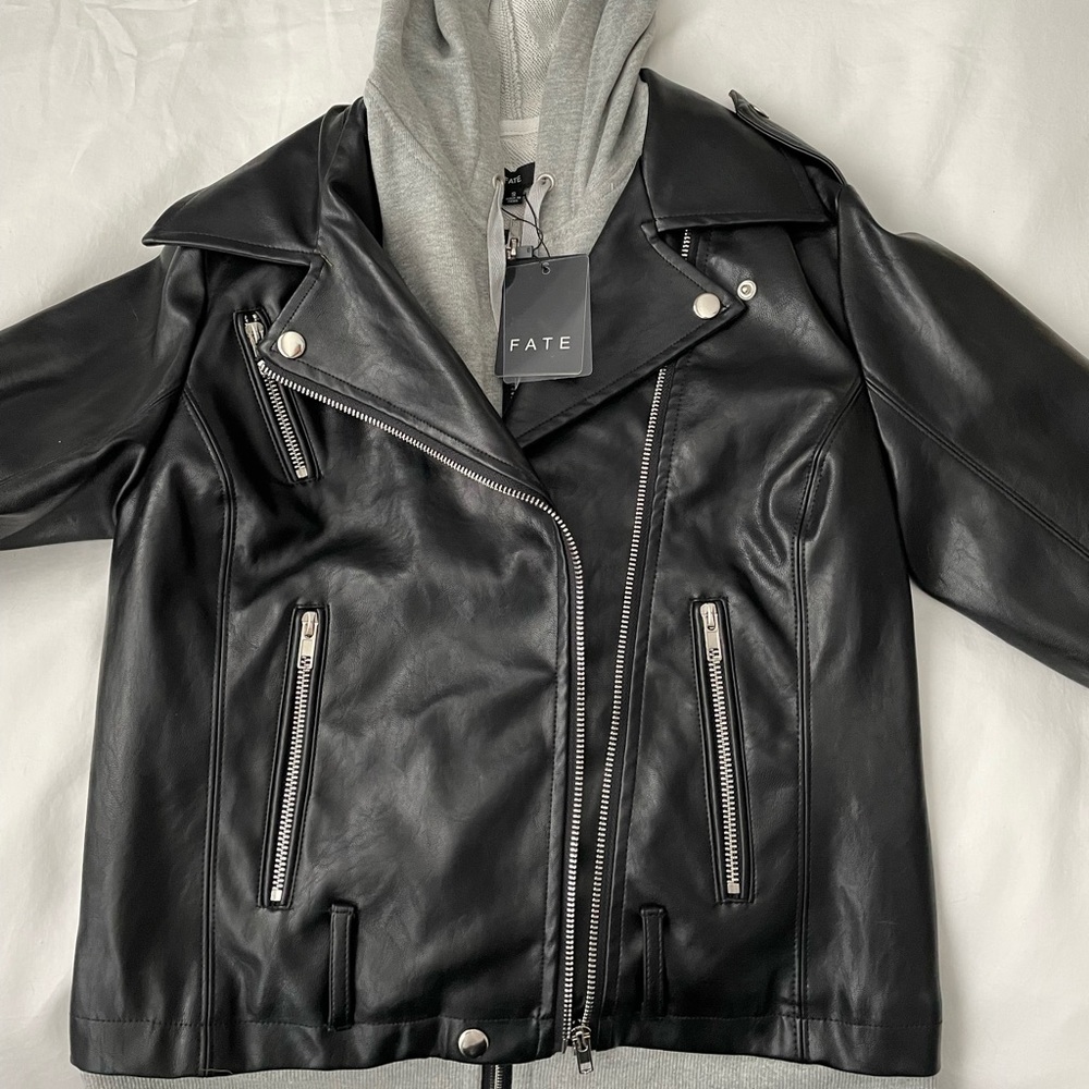 Hooded leather jacket - Picture 5 of 6